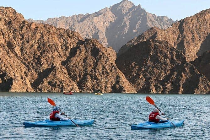 Kayaking in Hatta Dam