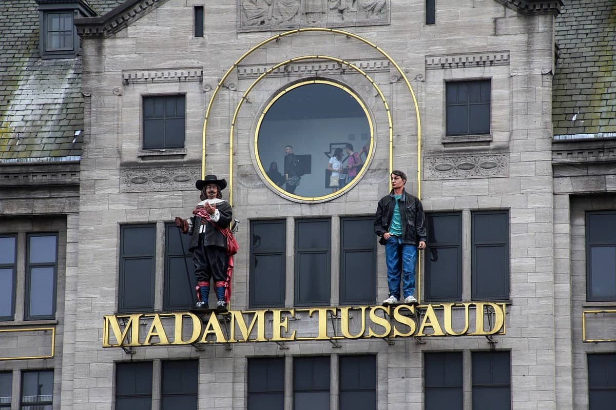 Madame Tussauds Singapore - Meet Your Favorite Celebrities