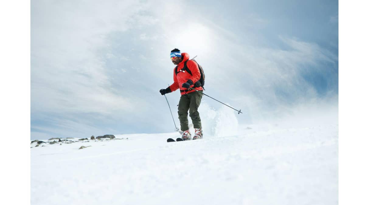 Skiing in Gulmarg — India's Best Ski Resort