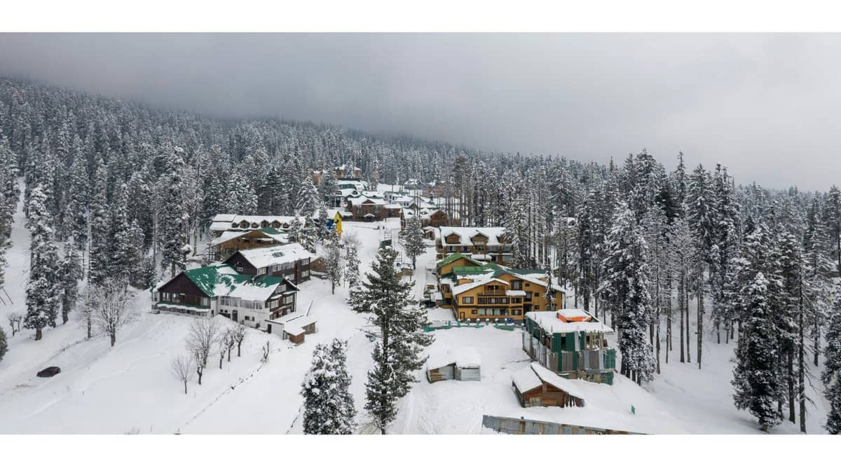Winter (December–February) — Snow, Skiing and White Silence
