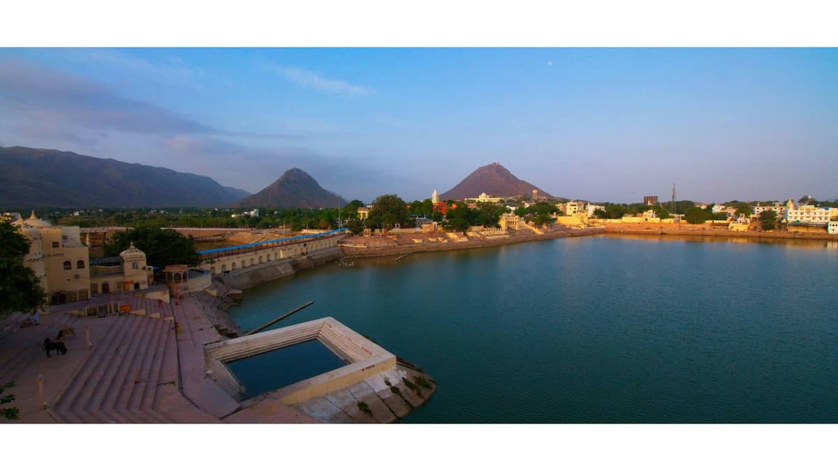 Pushkar in Winter (October to February)